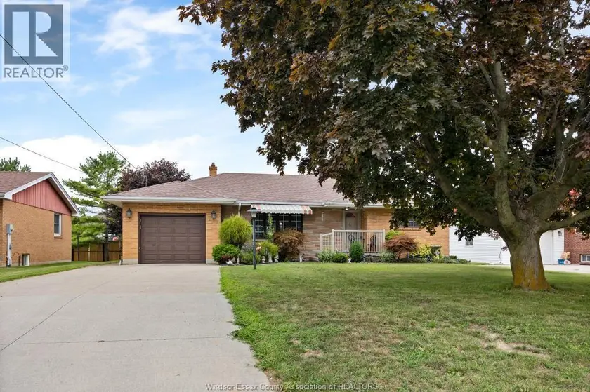 Detached at 247 ERIE STREET South, Harrow