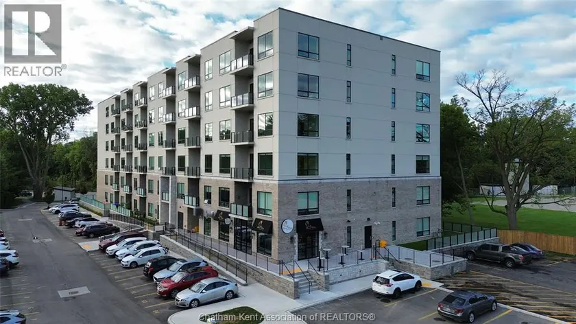 Apartment at 364 Grand AVENUE East Unit# 512, Chatham