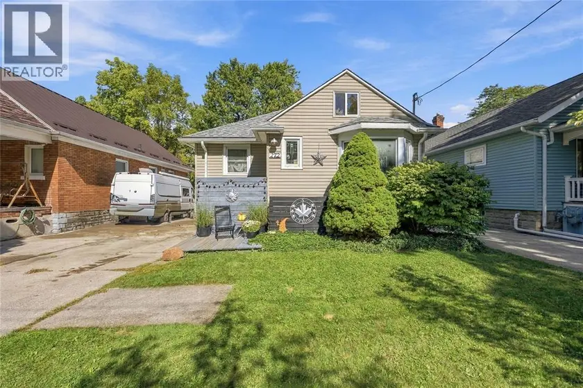 Detached at 272 KATHLEEN AVENUE, Sarnia