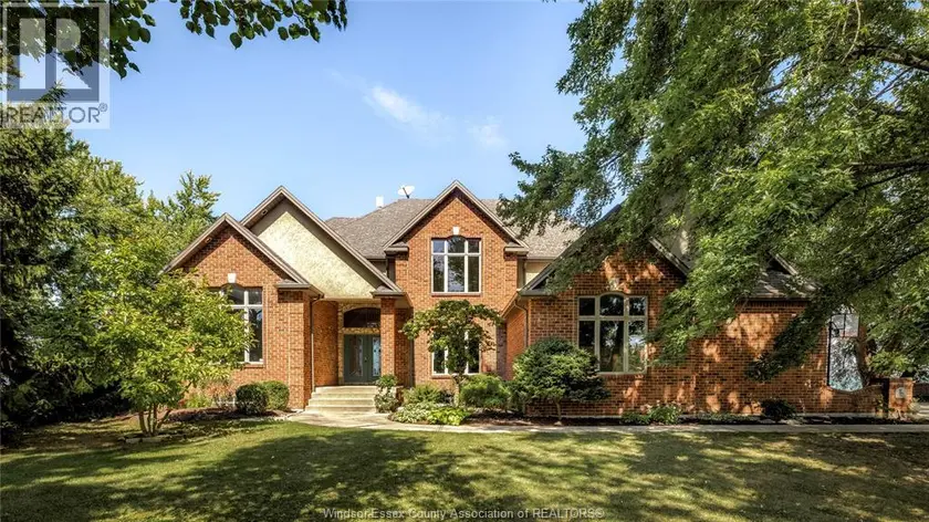 Detached at 7702 ST CLAIR RD, Stoney Point