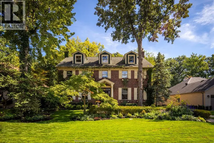 Detached at 6640 ST MICHAEL'S DRIVE, LaSalle