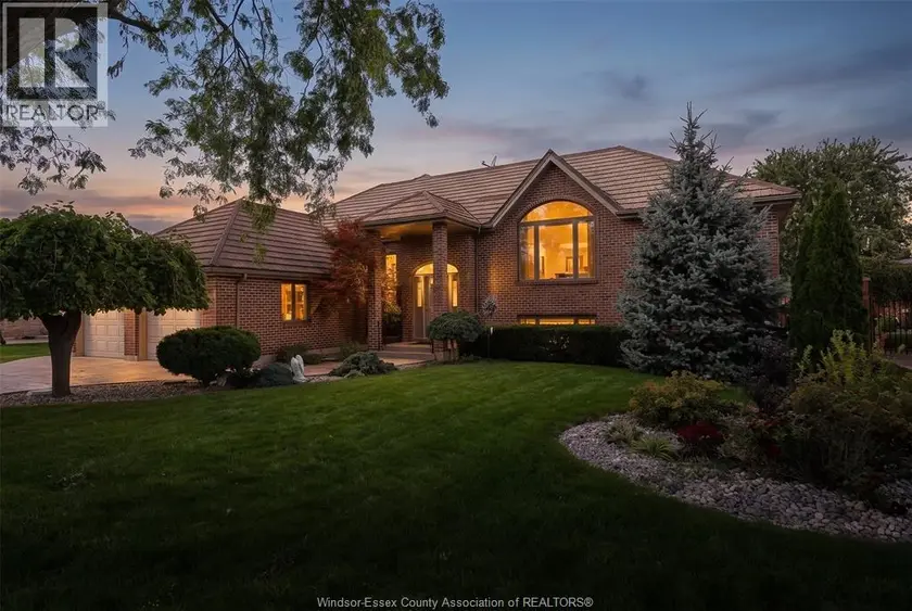 Detached at 12354 FUNARO CRESCENT, Tecumseh