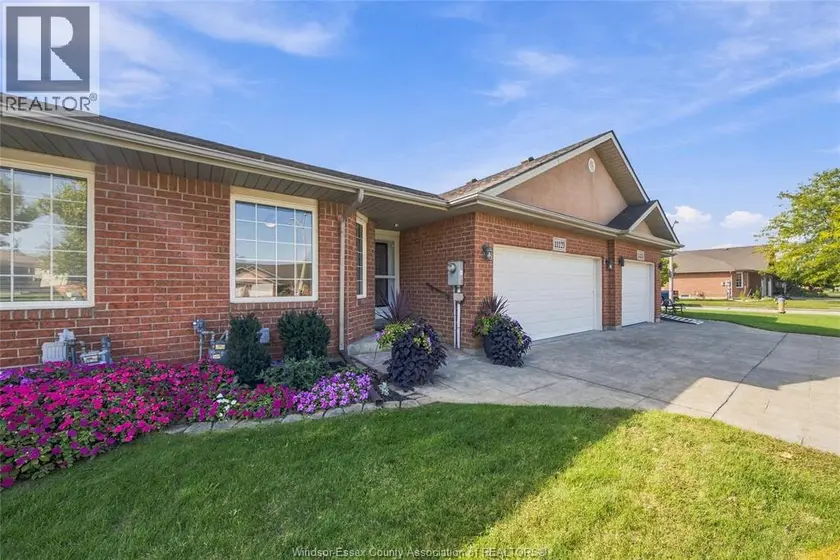 Townhouse at 11125 FIRGROVE, Windsor