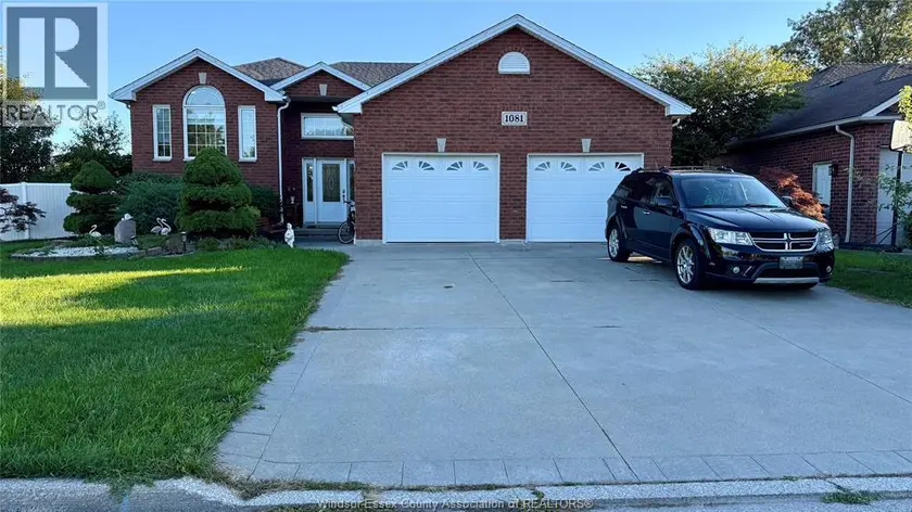 Detached at 1081 MONARCH MEADOWS DRIVE, Lakeshore
