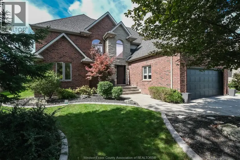 Detached at 369 PINEHURST DRIVE, Lakeshore