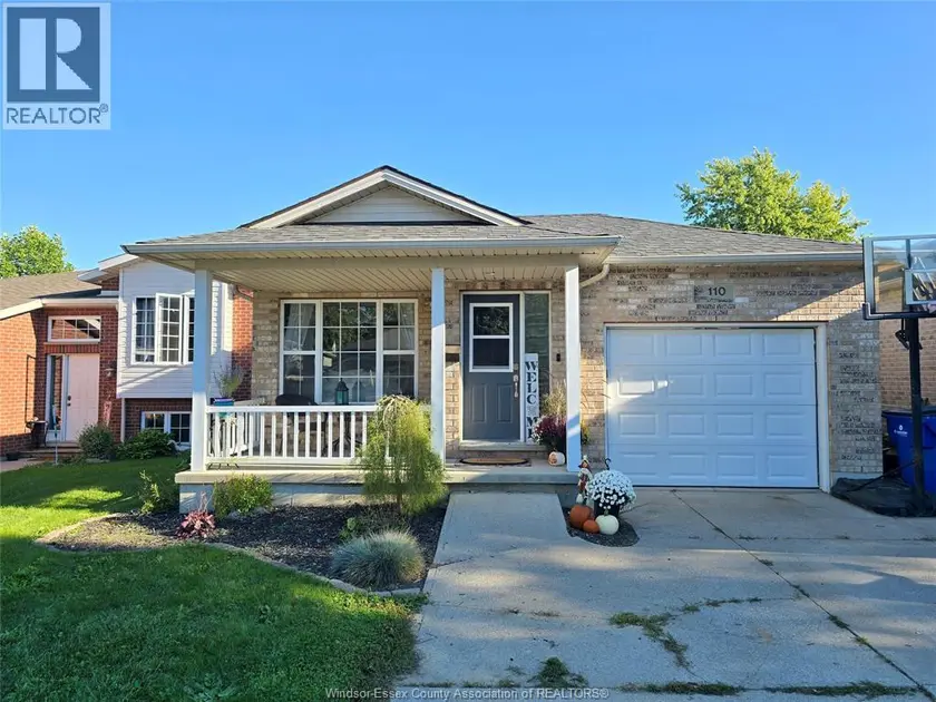 Detached at 110 GREENFIELD LANE, Chatham