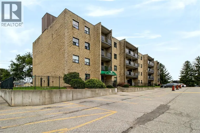 Apartment at 140 PARK AVENUE East Unit# 302, Chatham