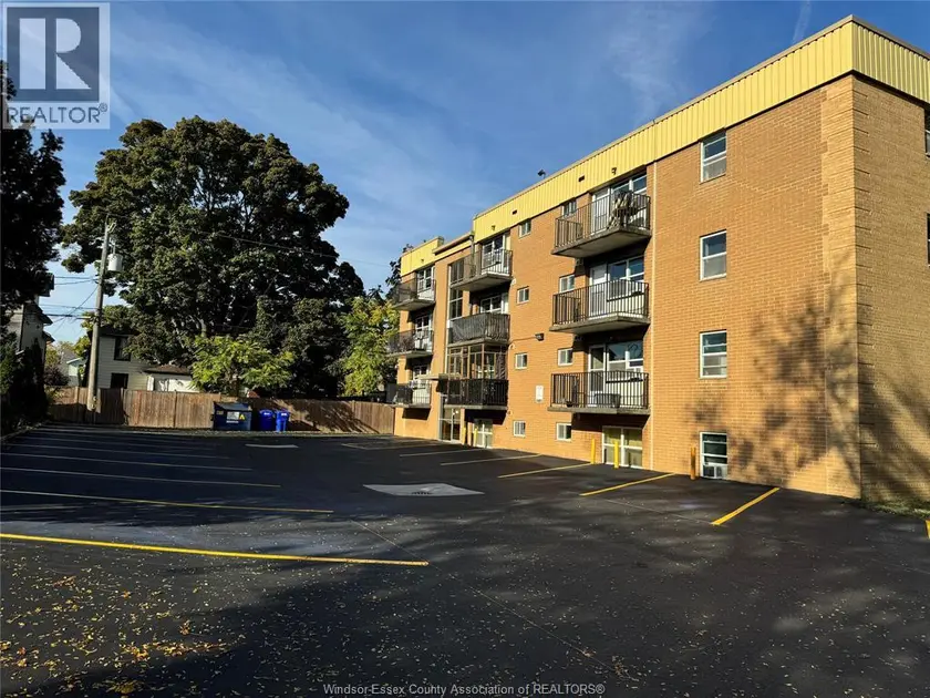 Apartment at 2035 UNIVERSITY AVENUE West Unit# 105, Windsor
