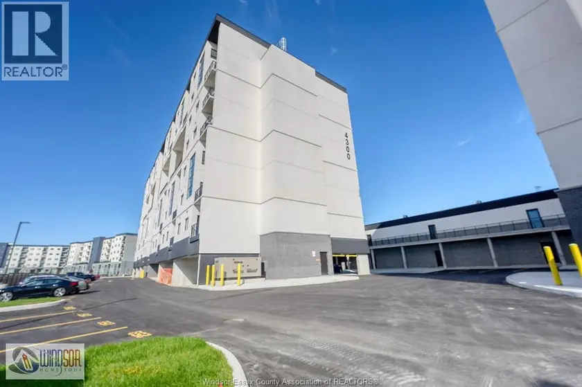 Apartment at 4300 LAURIER PARKWAY Unit# 281, LaSalle