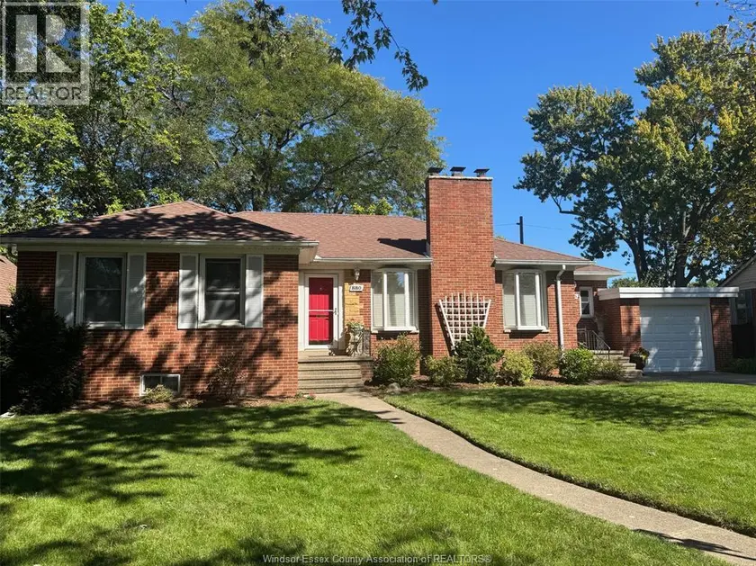 Detached at 880 PATRICE DRIVE, Windsor