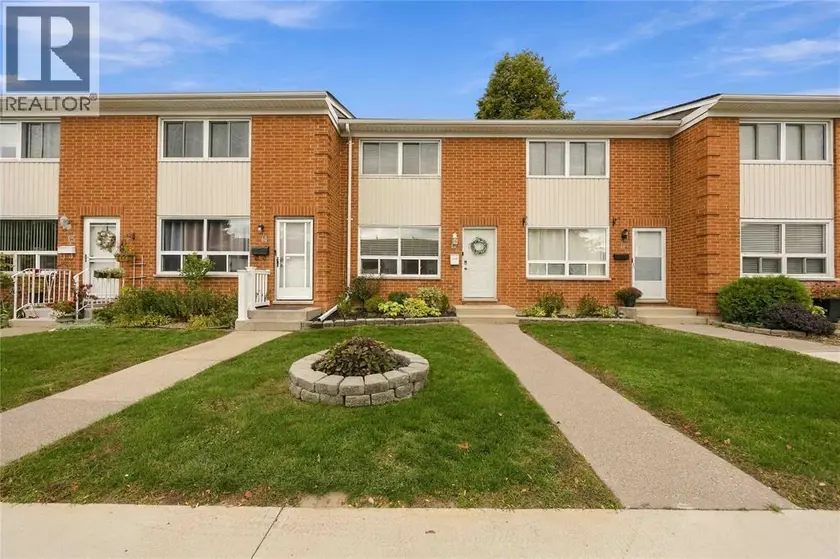 Townhouse at 301 EDGEWOOD STREET Unit# 12, Sarnia