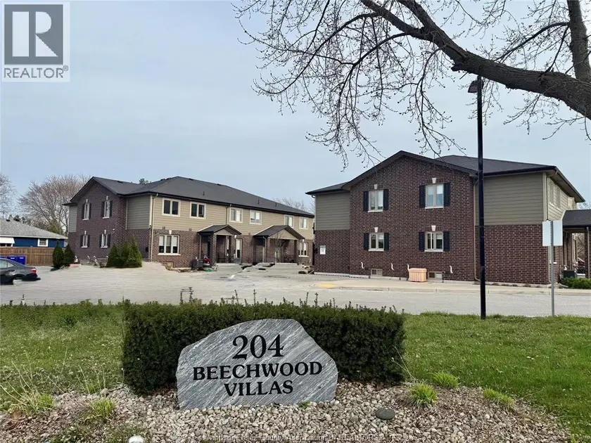 Semi-Detached/Link at 204 BEECHWOOD Unit# 2, Lakeshore