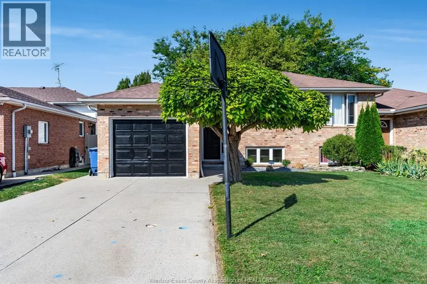 Semi-Detached/Link at 185 Marlborough STREET East, Leamington
