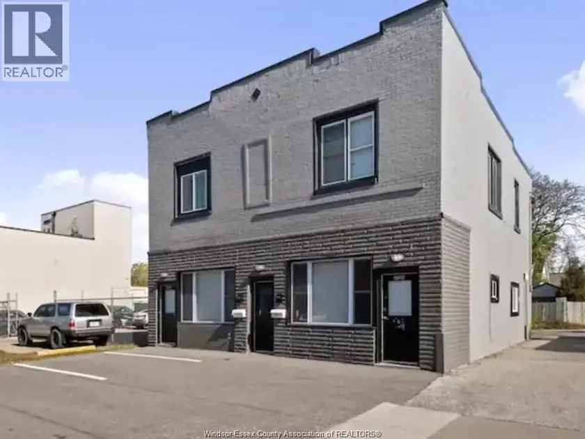 Multiplex at 1574 Howard AVENUE, Windsor