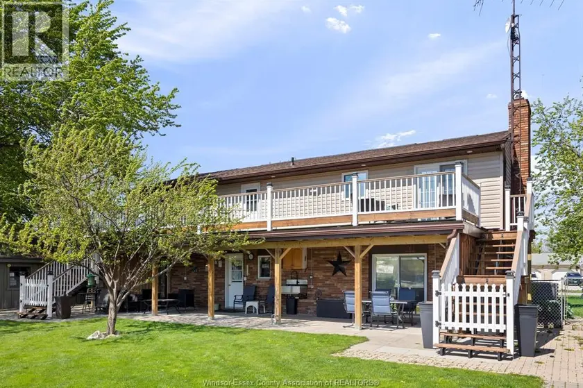 Detached at 19079 BLUE WATER AVENUE, Lakeshore