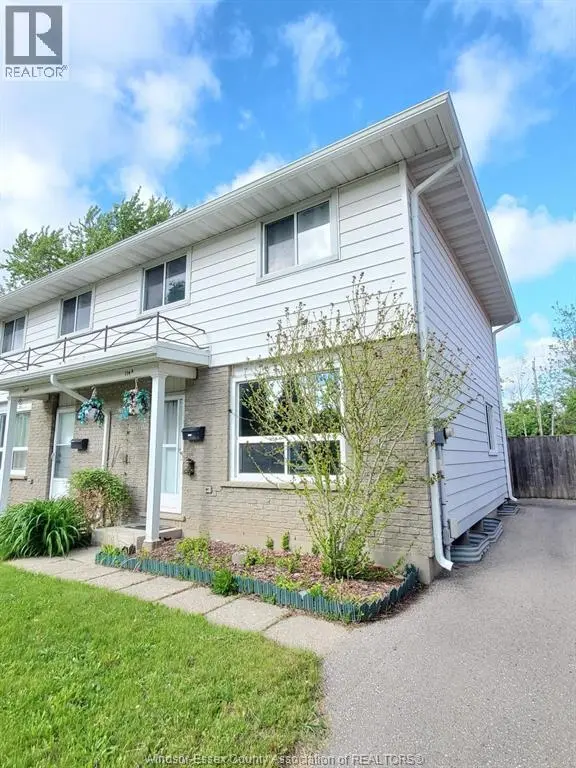 Semi-Detached/Link at 114 LILLIAN DRIVE Unit# B, Waterloo