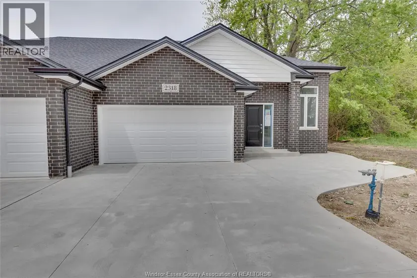 Semi-Detached/Link at 120 ANGELO AVENUE, LaSalle