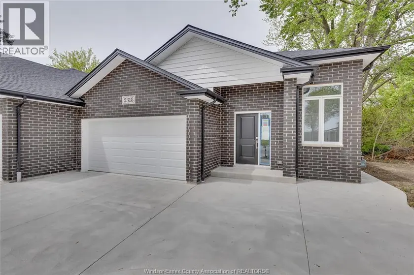 Semi-Detached/Link at 130 ANGELO AVENUE, LaSalle