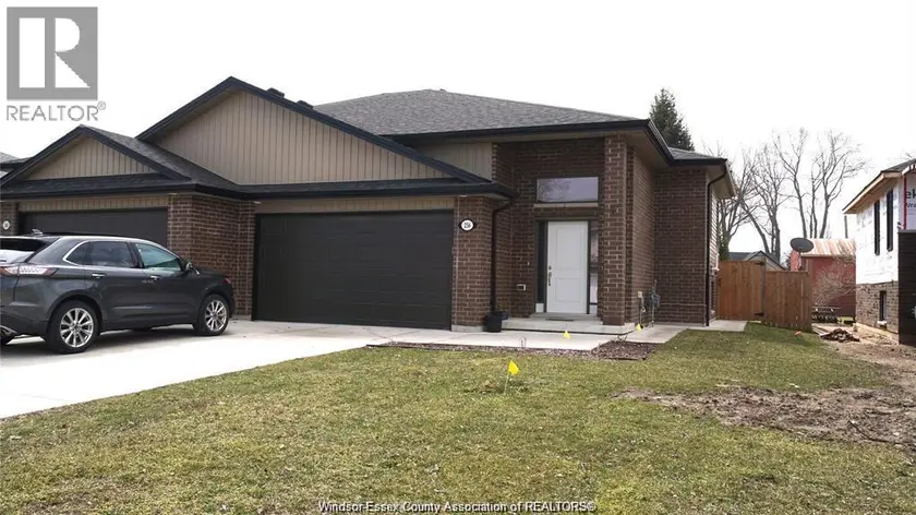 Semi-Detached/Link at 256 JEWEL, LaSalle