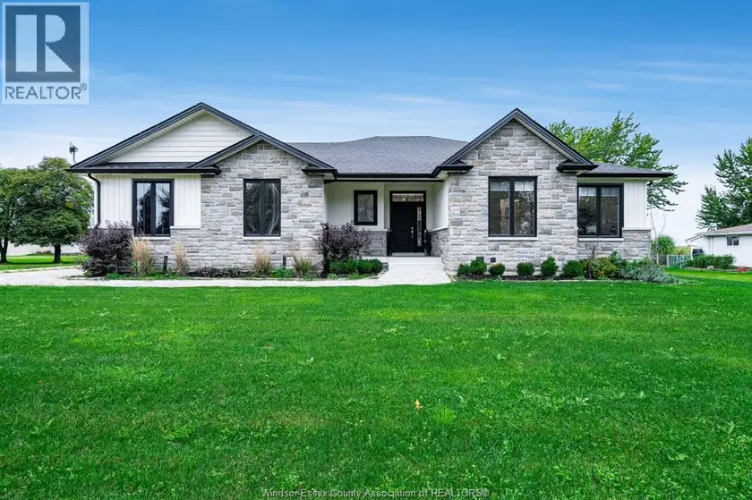Detached at 1333 County Road 31, Lakeshore