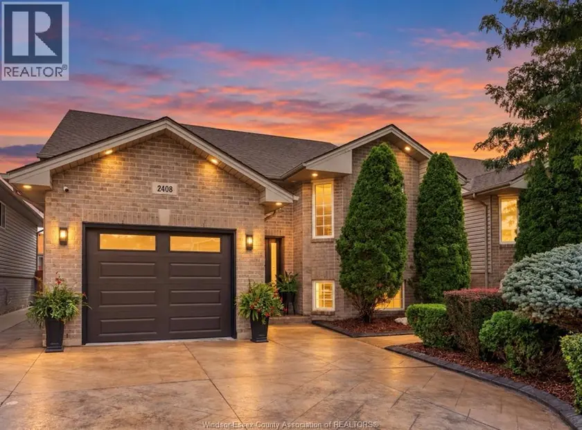 Detached at 2408 WATERFORD AVENUE, Windsor
