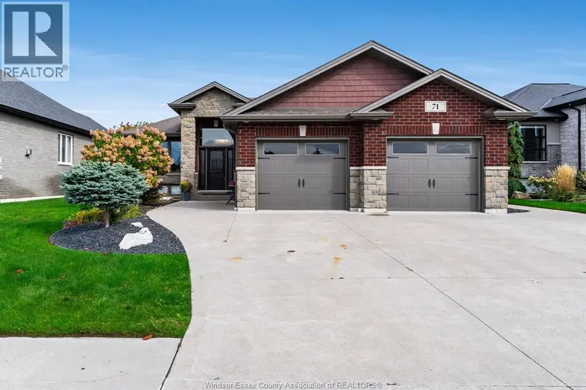 Detached at 71 Conservation BOULEVARD, Kingsville