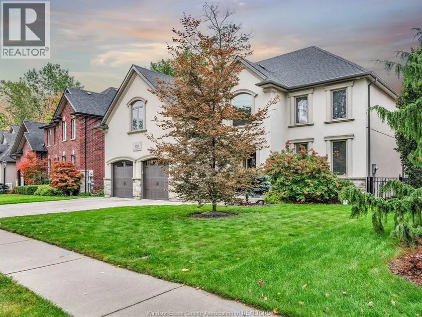 Detached at 1255 MAPLE, LaSalle