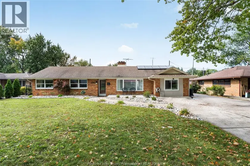Detached at 2767 BUCKINGHAM, Windsor