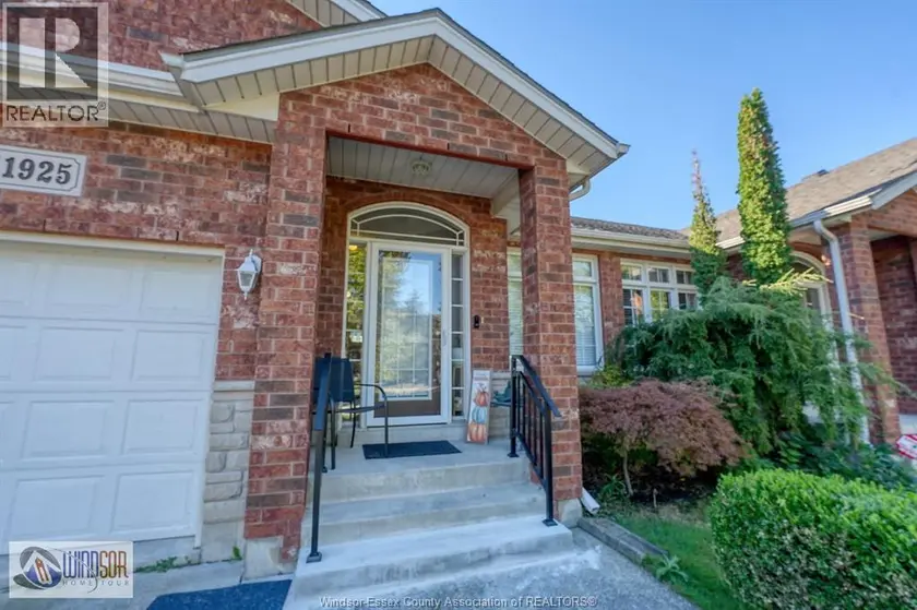 Townhouse at 11925 COBBLESTONE, Windsor