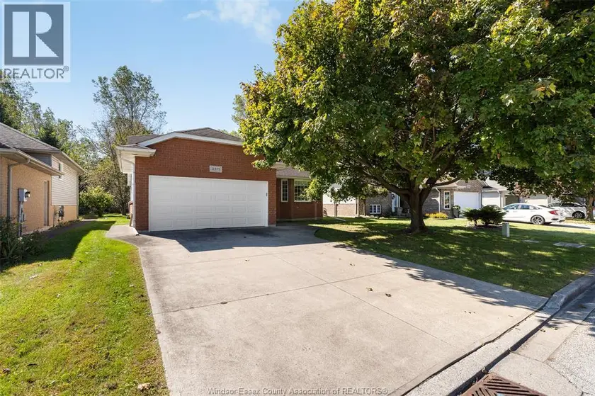 Detached at 2311 AMY LYNN PARK, Windsor