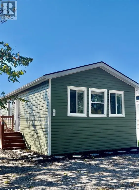 Detached at 11408 COUNTY RD 46 Unit# MOBILE #9, Comber