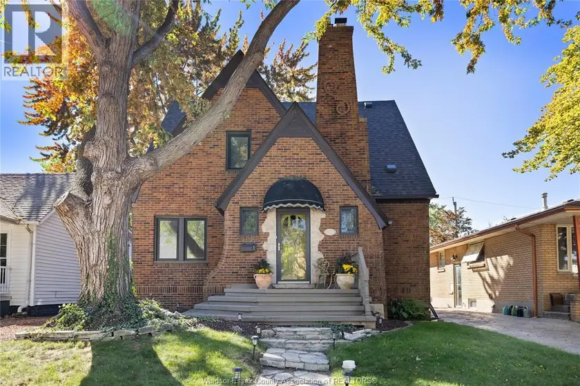 Detached at 265 ISABELLE, Windsor