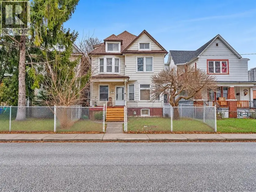 Detached at 780 DOUGALL, Windsor