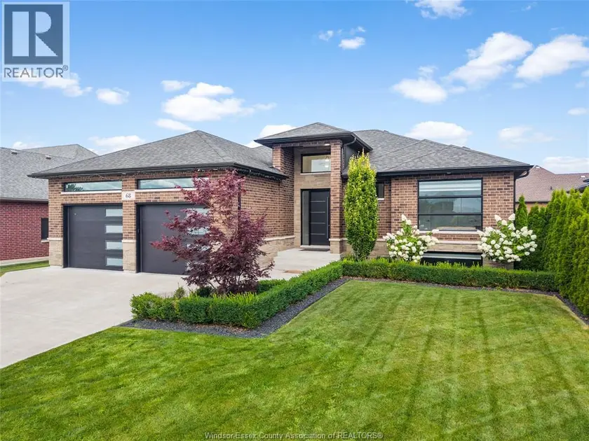 Detached at 68 CONSERVATION BOULEVARD, Kingsville