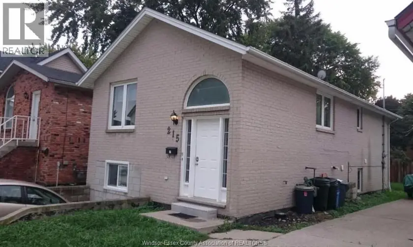 Detached at 215 RANKIN, Windsor
