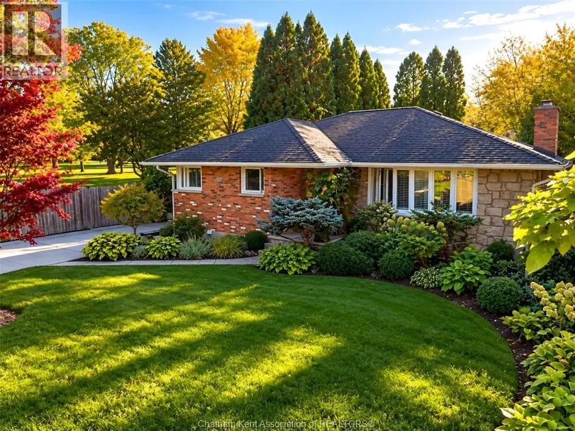 Detached at 118 Lancefield PLACE, Chatham