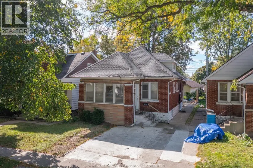 Detached at 2137 YORK STREET, Windsor