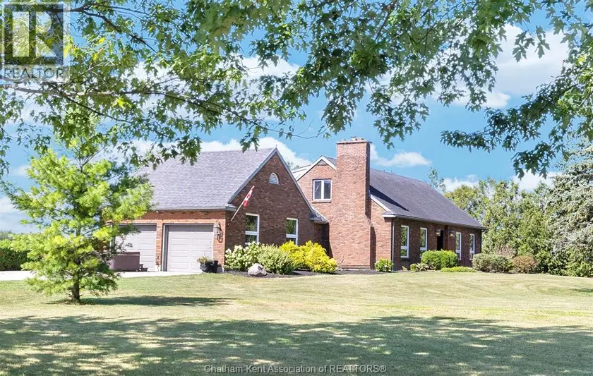 Detached at 4979 Lambton LINE, Dawn-Euphemia