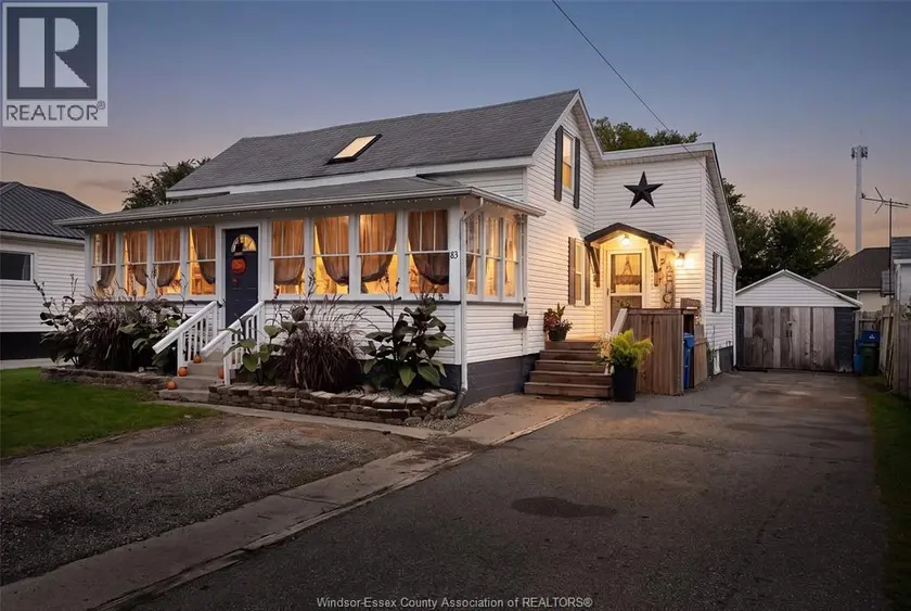 Detached at 83 Elliott STREET, Leamington