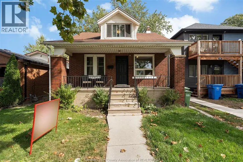 Detached at 1306 WESTCOTT, Windsor