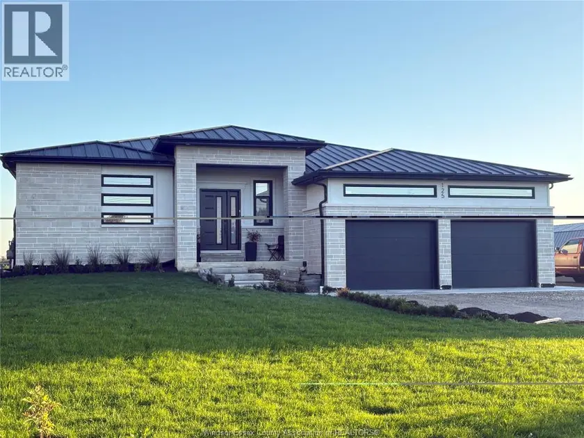 Detached at 125 WILLIAM STREET, Merlin