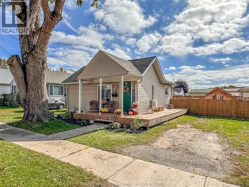 Detached at 27 Babbitt STREET, Wallaceburg