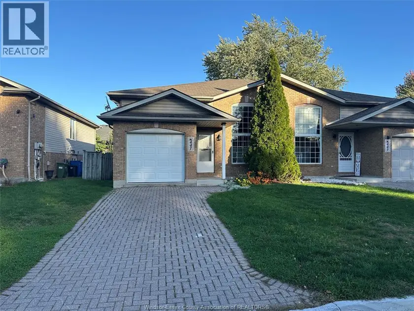 Semi-Detached/Link at 447 MERRILL AVENUE, LaSalle