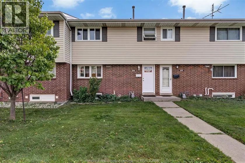 Townhouse at 2755 MEADOWBROOK LANE Unit# 11, Windsor