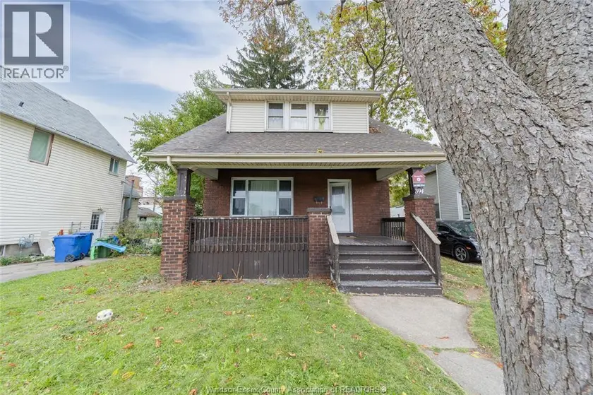 Detached at 394 CRAWFORD AVENUE, Windsor