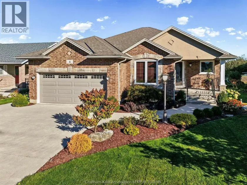 Detached at 4 McKee ROAD, Wallaceburg