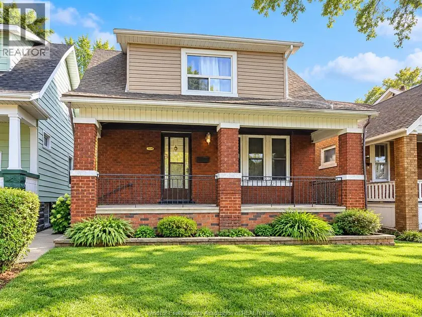 Detached at 1508 Gladstone AVENUE, Windsor
