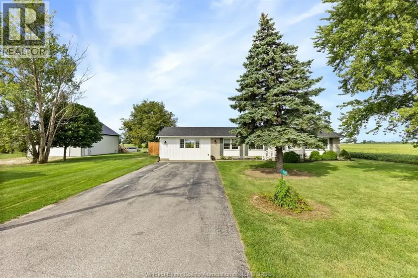 Detached at 7686 CONCESSION 7 South, Amherstburg