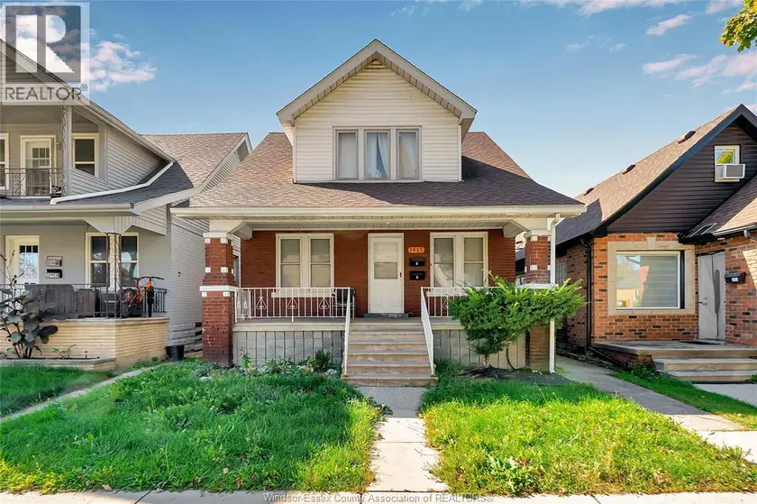 Detached at 1415 LANGLOIS Unit# MAIN UNIT, Windsor