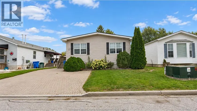 Detached at 62 MALDEN HILL DRIVE, Amherstburg